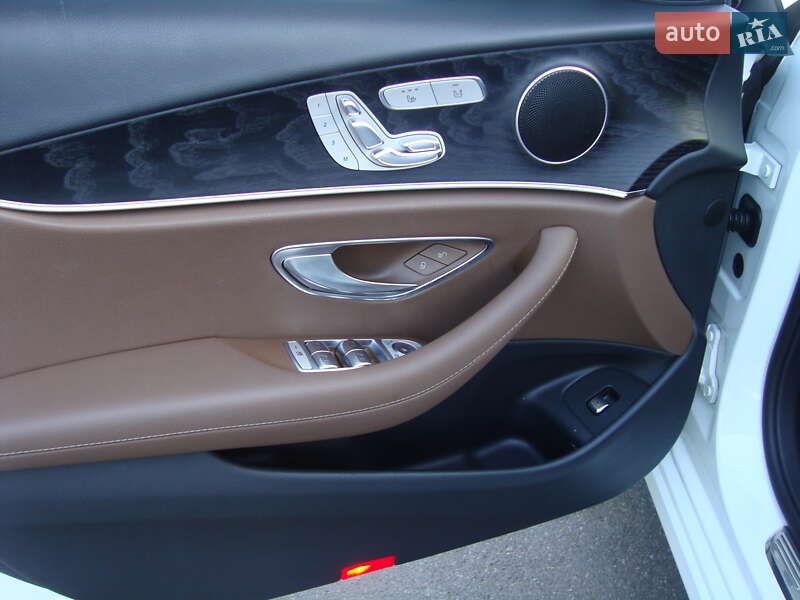 Седан Mercedes-Benz E-Class 2020 в Вінниці