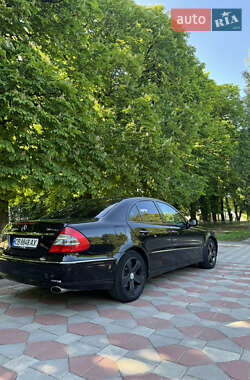 Седан Mercedes-Benz E-Class 2007 в 