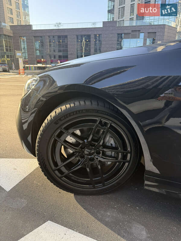 Купе Mercedes-Benz E-Class 2021 в Києві