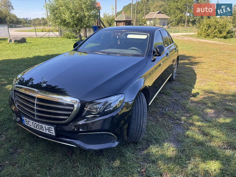Седан Mercedes-Benz E-Class 2017 в Ивано-Франковске