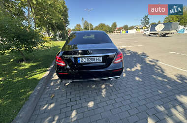 Седан Mercedes-Benz E-Class 2017 в 