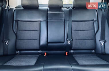Седан Mercedes-Benz E-Class 2011 в 