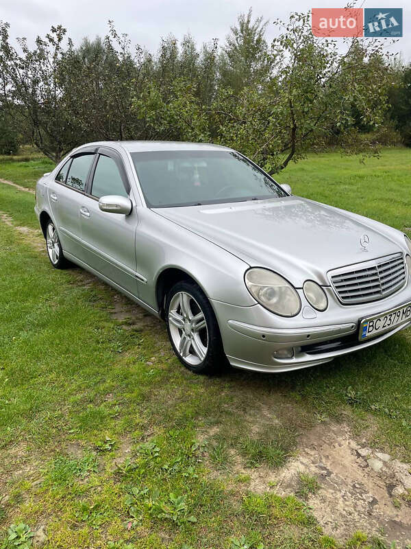 Mercedes-Benz E-Class 2003