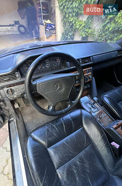 Седан Mercedes-Benz E-Class 1995 в 