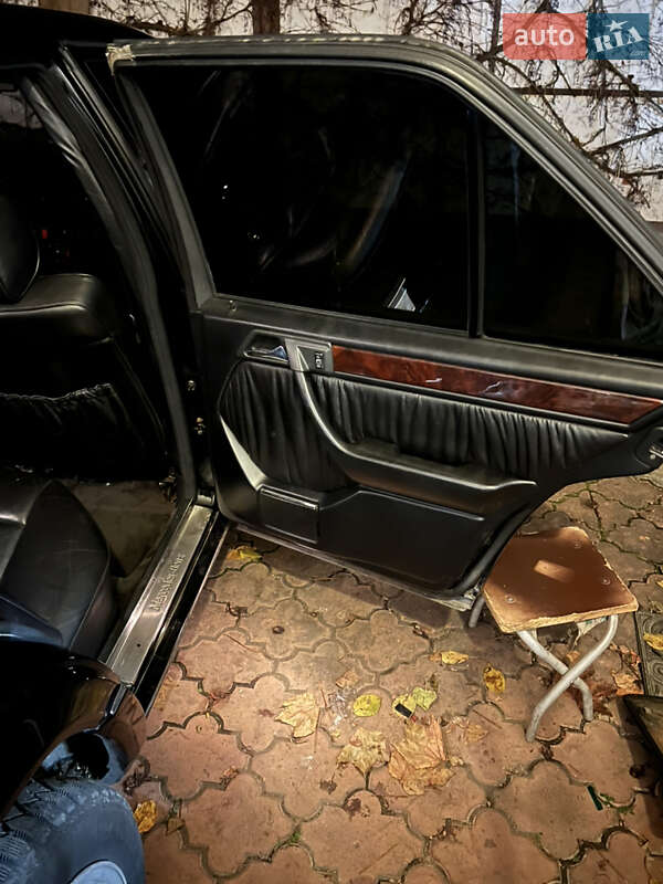 Седан Mercedes-Benz E-Class 1995 в Одесі
