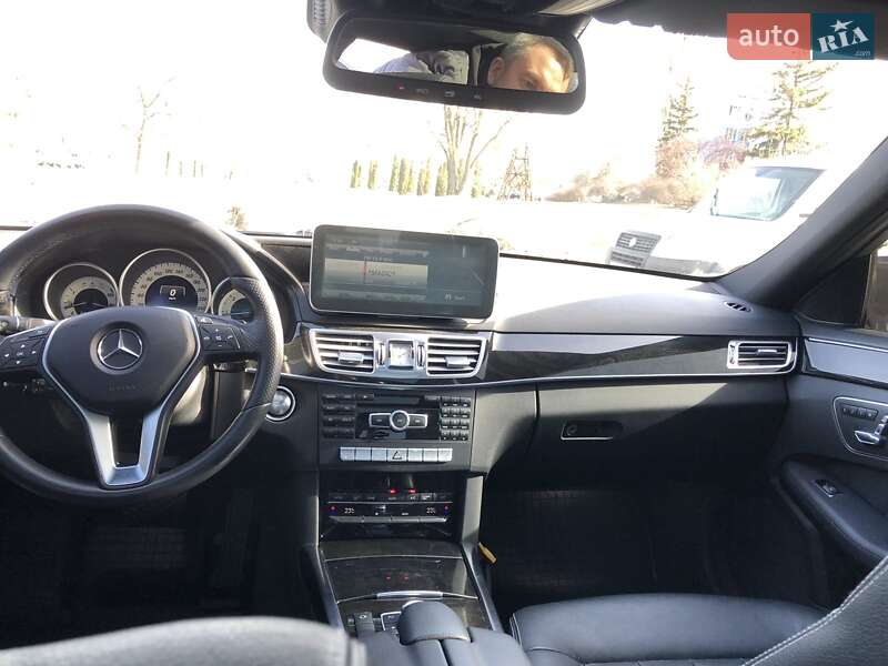 Седан Mercedes-Benz E-Class 2013 в Києві