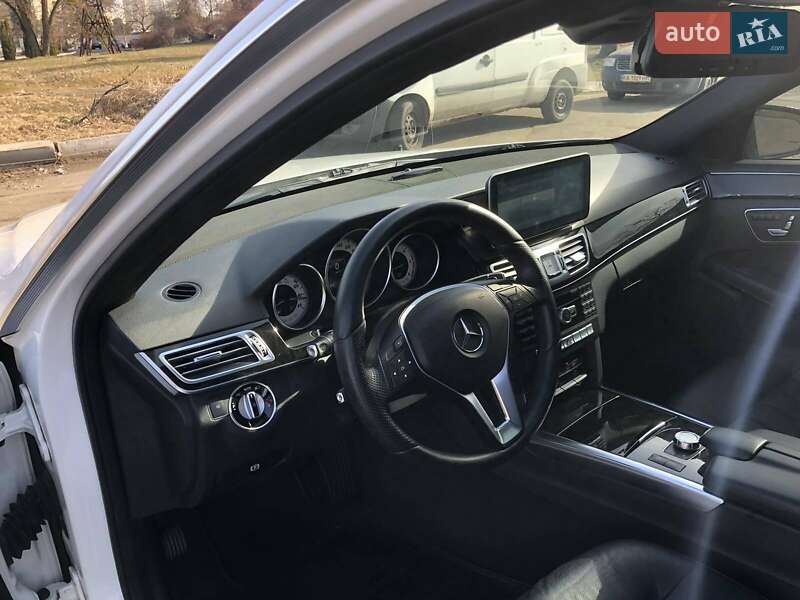 Седан Mercedes-Benz E-Class 2013 в Києві