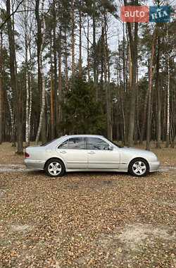 Седан Mercedes-Benz E-Class 1999 в 