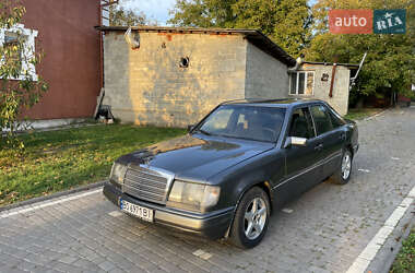 Седан Mercedes-Benz E-Class 1988 в 