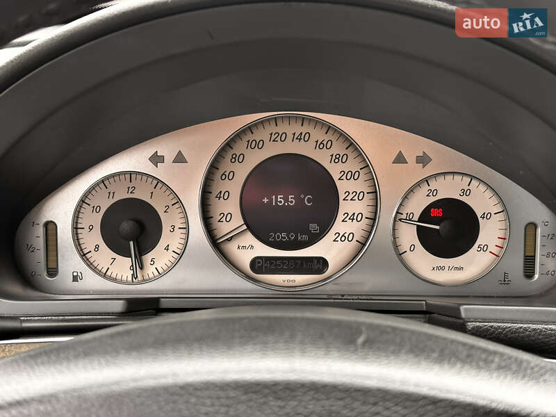 Седан Mercedes-Benz E-Class 2003 в Дубно фото 44 Седан Mercedes-Benz E-Class 2003 в Дубно