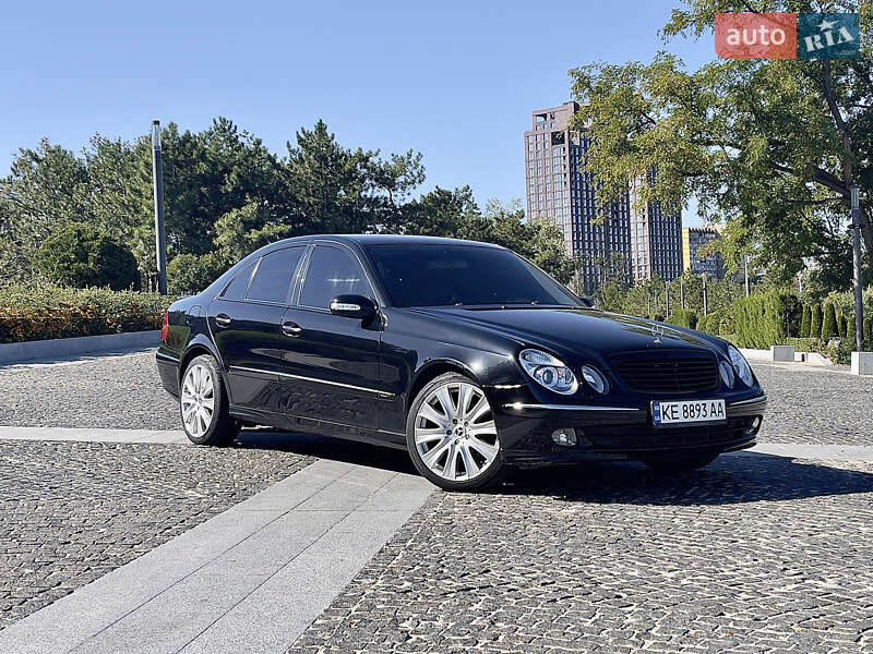 Mercedes-Benz E-Class 2003