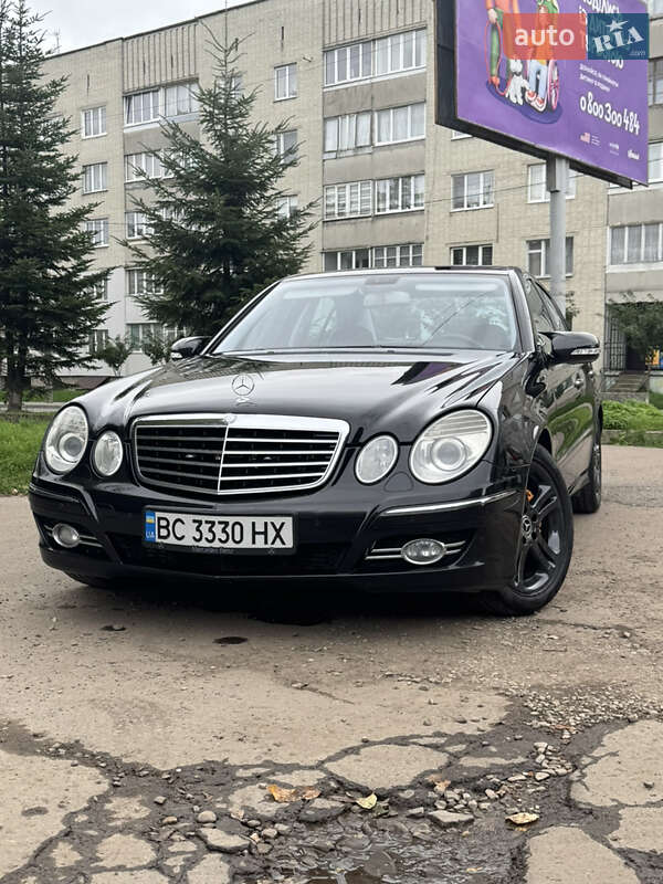 Седан Mercedes-Benz E-Class 2008 в Дрогобичі