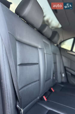 Седан Mercedes-Benz E-Class 2011 в 