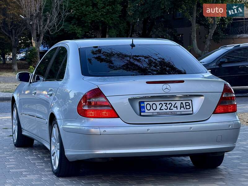 Седан Mercedes-Benz E-Class 2005 в Одесі