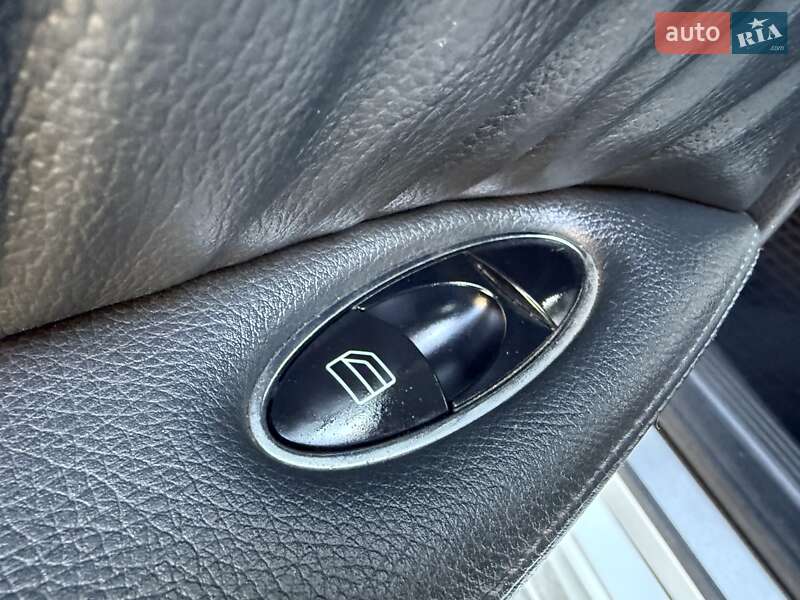 Седан Mercedes-Benz E-Class 2005 в Одесі