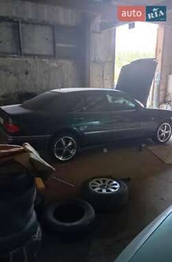 Седан Mercedes-Benz E-Class 1998 в 