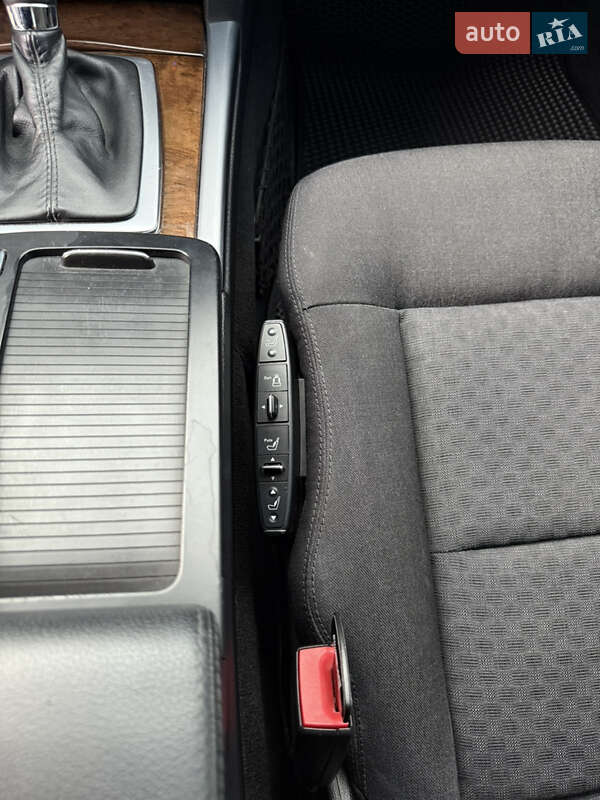Седан Mercedes-Benz E-Class 2010 в Чернівцях фото 30 Седан Mercedes-Benz E-Class 2010 в Чернівцях