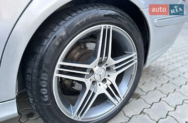 Седан Mercedes-Benz E-Class 2003 в 