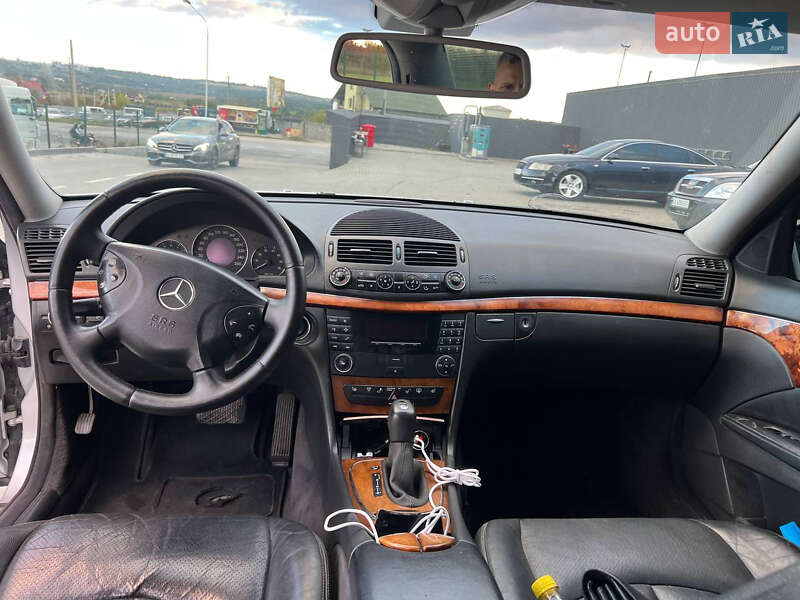 Седан Mercedes-Benz E-Class 2002 в Каменец-Подольском