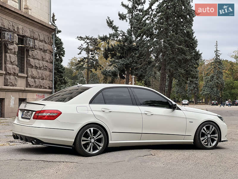 Седан Mercedes-Benz E-Class 2009 в Одессе фото 6 Седан Mercedes-Benz E-Class 2009 в Одессе