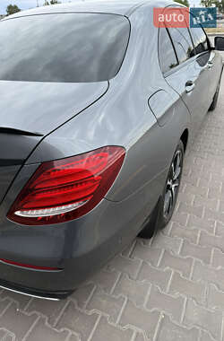 Седан Mercedes-Benz E-Class 2019 в 