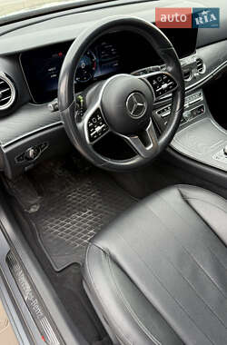 Седан Mercedes-Benz E-Class 2019 в 