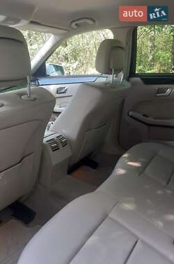 Седан Mercedes-Benz E-Class 2013 в 