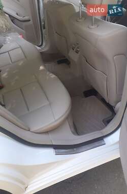 Седан Mercedes-Benz E-Class 2013 в 