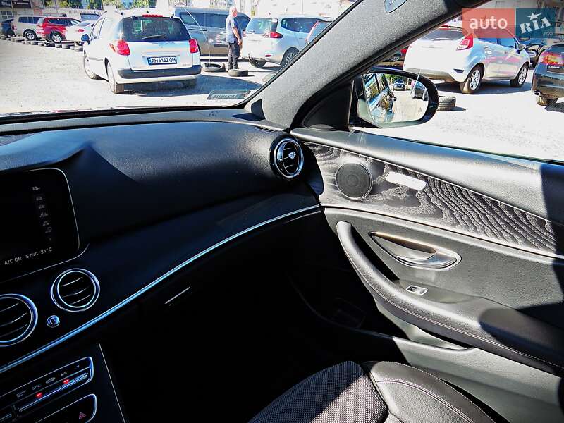 Седан Mercedes-Benz E-Class 2019 в Черкассах