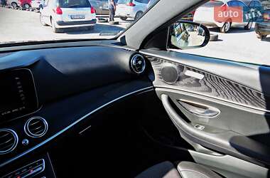 Седан Mercedes-Benz E-Class 2019 в 