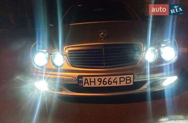 Седан Mercedes-Benz E-Class 2002 в 