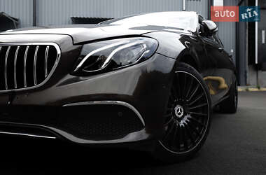 Седан Mercedes-Benz E-Class 2016 в 