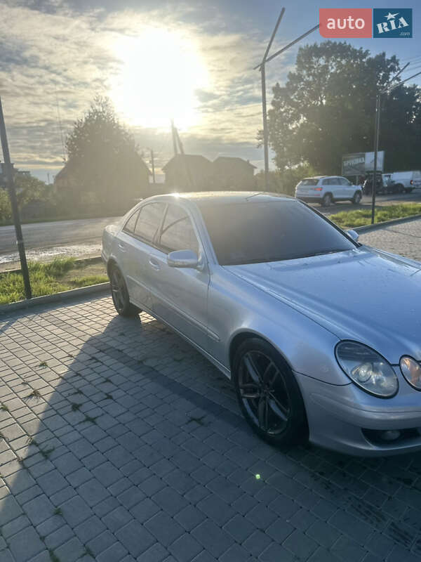 Седан Mercedes-Benz E-Class 2006 в Богородчанах
