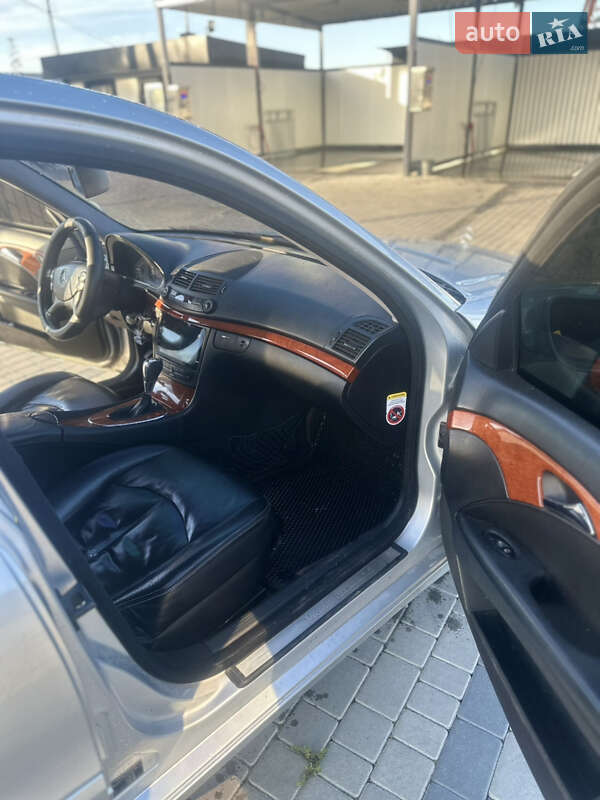 Седан Mercedes-Benz E-Class 2006 в Богородчанах