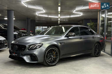 Седан Mercedes-Benz E-Class 2018 в 
