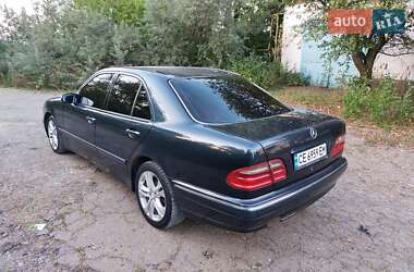 Седан Mercedes-Benz E-Class 2001 в 