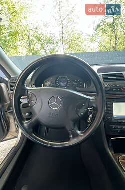 Универсал Mercedes-Benz E-Class 2003 в 