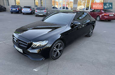 Седан Mercedes-Benz E-Class 2019 в 