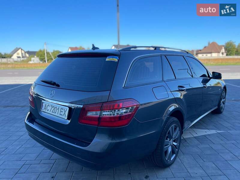 Универсал Mercedes-Benz E-Class 2011 в Луцке фото 3 Универсал Mercedes-Benz E-Class 2011 в Луцке