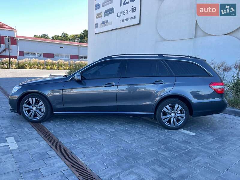 Универсал Mercedes-Benz E-Class 2011 в Луцке фото 8 Универсал Mercedes-Benz E-Class 2011 в Луцке