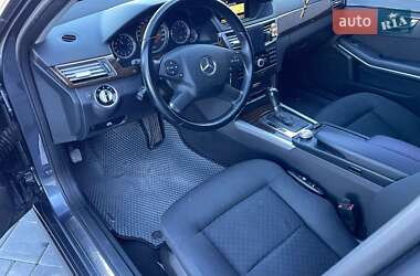 Універсал Mercedes-Benz E-Class 2011 в Луцьку