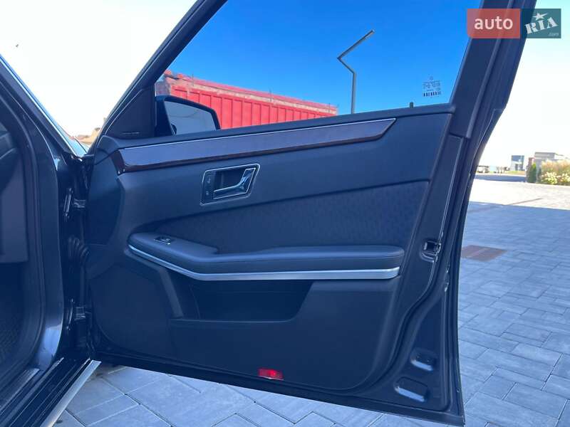 Универсал Mercedes-Benz E-Class 2011 в Луцке фото 18 Универсал Mercedes-Benz E-Class 2011 в Луцке