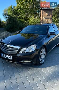 Седан Mercedes-Benz E-Class 2011 в Чернівцях