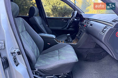 Седан Mercedes-Benz E-Class 2000 в 