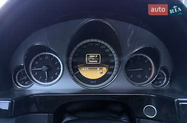 Седан Mercedes-Benz E-Class 2011 в 