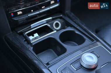 Седан Mercedes-Benz E-Class 2011 в 