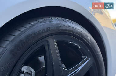 Седан Mercedes-Benz E-Class 2011 в 