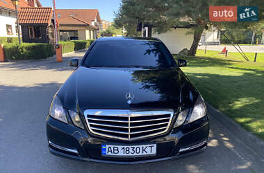 Седан Mercedes-Benz E-Class 2011 в 