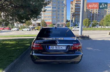 Седан Mercedes-Benz E-Class 2011 в 