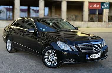 Седан Mercedes-Benz E-Class 2009 в 